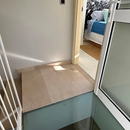 The New & Parking Apartman