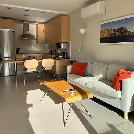 The New & Parking * Agaete